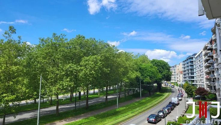 Appartement A Louer 3 chambres Woluwe-Saint-Pierre - Avenue de Tervueren 328 - 1150 - BE